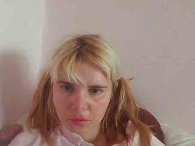ElenaPleasure webcam