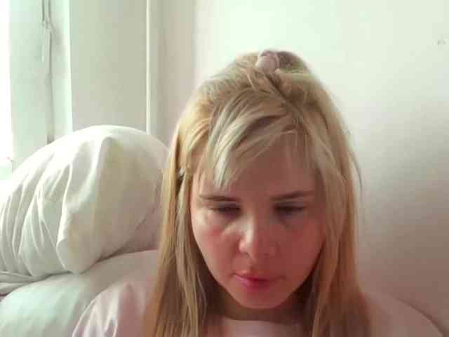 ElenaPleasure webcam