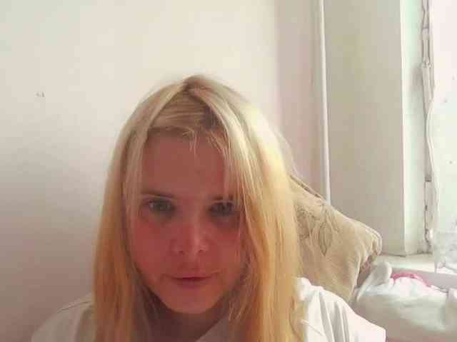 ElenaPleasure webcam