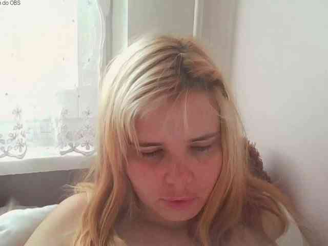ElenaPleasure webcam