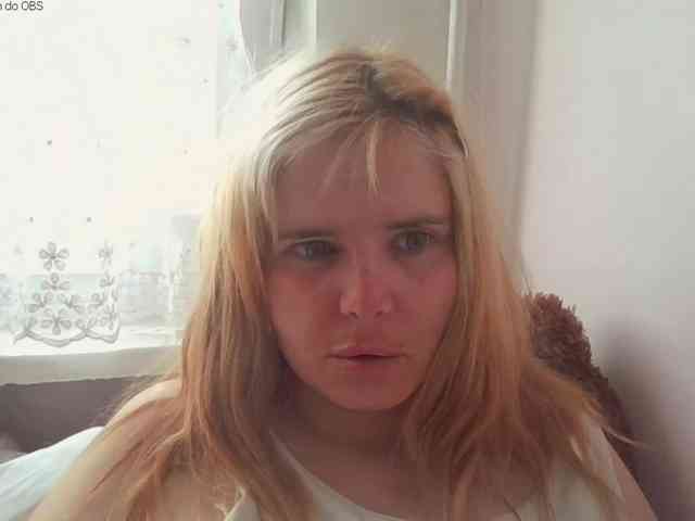 ElenaPleasure webcam