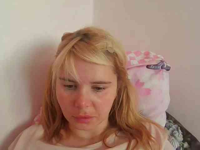 ElenaPleasure webcam