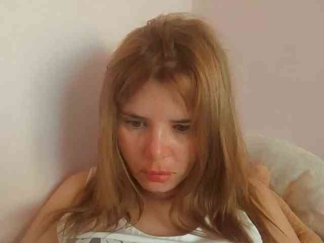 ElenaPleasure webcam