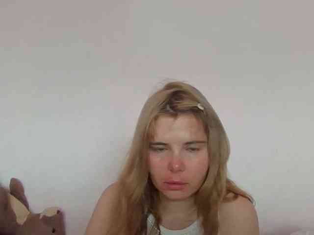 ElenaPleasure webcam
