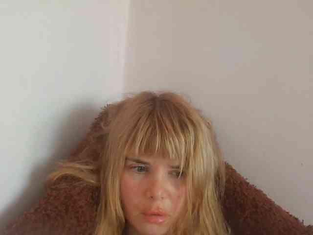 ElenaPleasure webcam