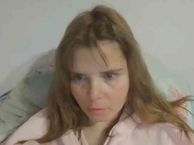 Model: ElenaPleasure