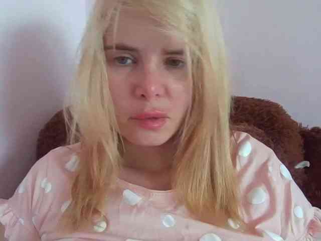 ElenaPleasure webcam