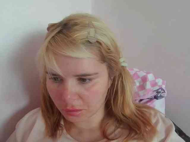 ElenaPleasure webcam