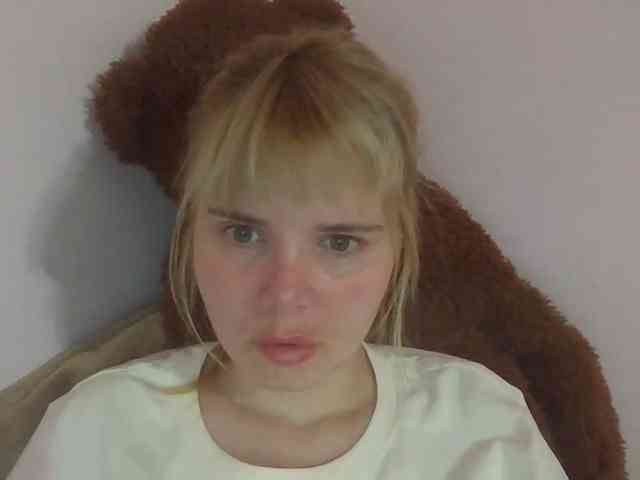 ElenaPleasure webcam