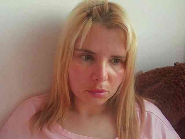 ElenaPleasure webcam