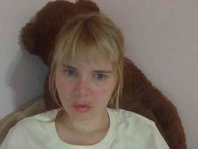 ElenaPleasure webcam