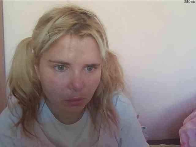 ElenaPleasure webcam