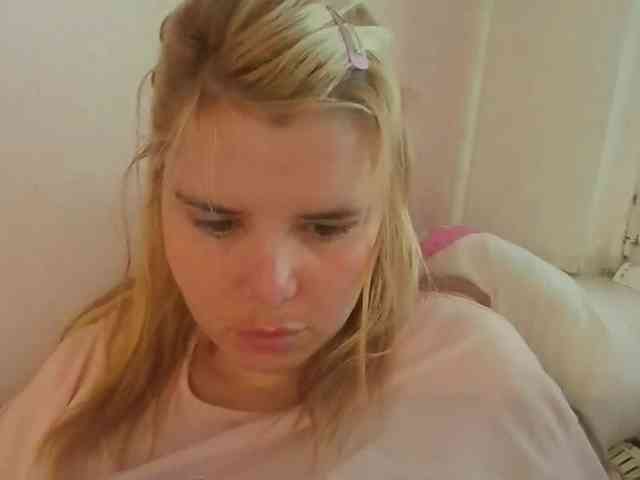 ElenaPleasure webcam