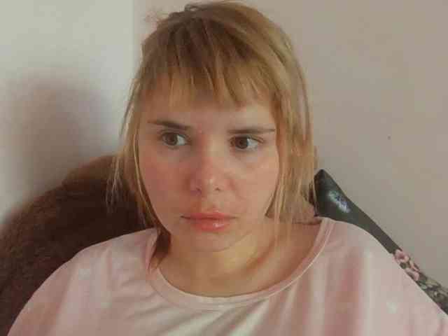 ElenaPleasure webcam