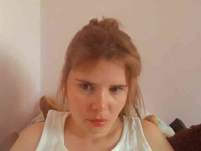 ElenaPleasure webcam