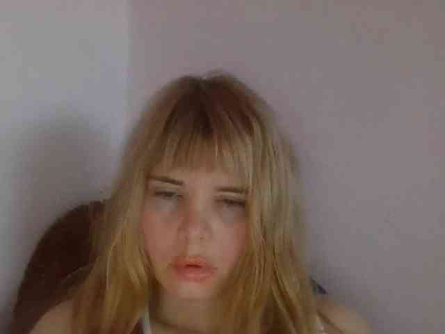 ElenaPleasure webcam
