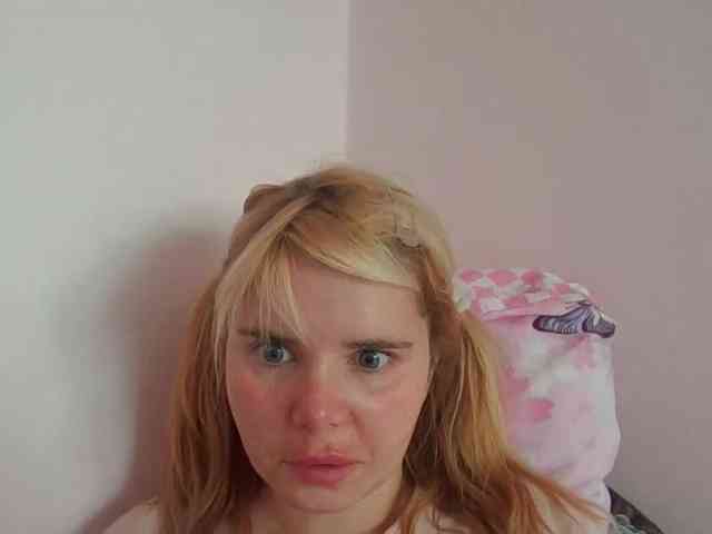 ElenaPleasure webcam