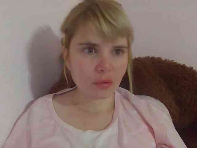 ElenaPleasure webcam