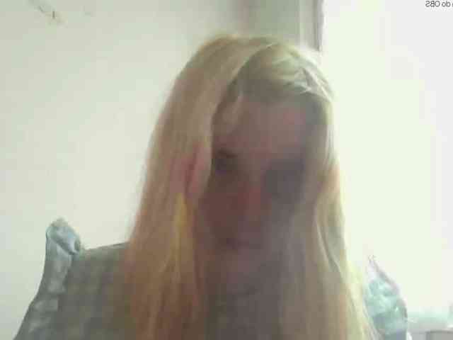 ElenaPleasure webcam