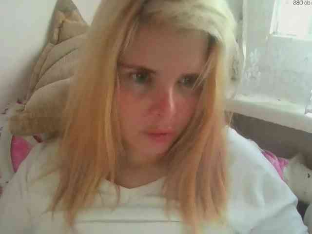 ElenaPleasure webcam