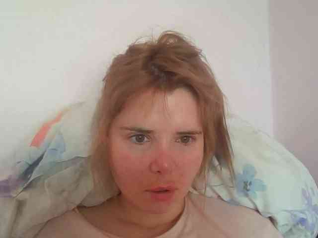 ElenaPleasure webcam