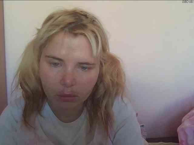 ElenaPleasure webcam