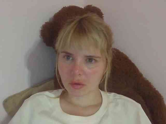 ElenaPleasure webcam