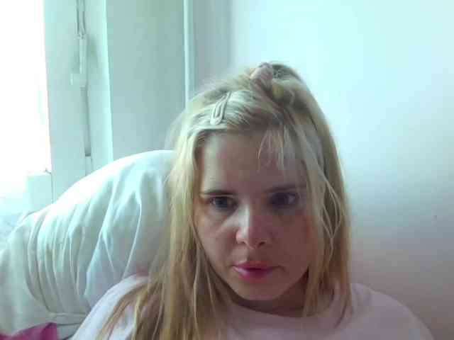 ElenaPleasure webcam