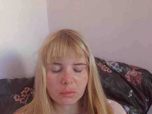 ElenaPleasure webcam