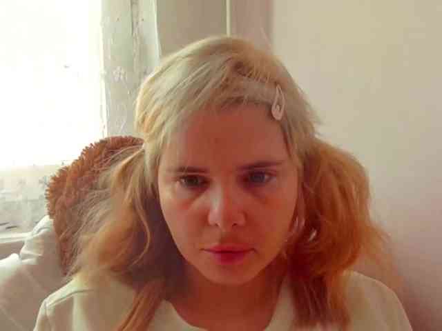 ElenaPleasure webcam