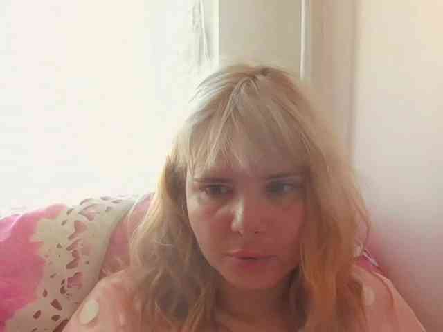 ElenaPleasure webcam