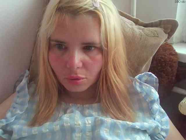 ElenaPleasure webcam