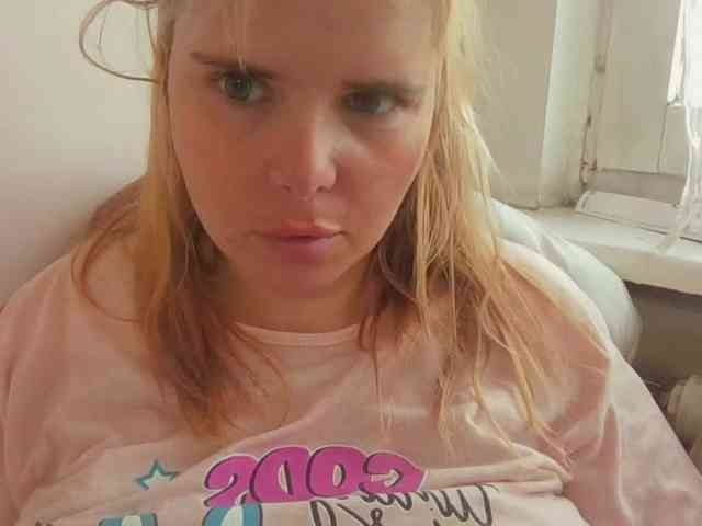 ElenaPleasure webcam