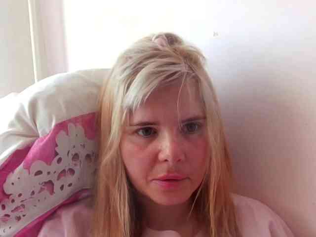 ElenaPleasure webcam