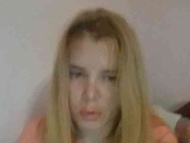 ElenaPleasure webcam
