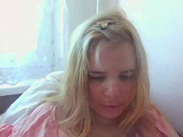 ElenaPleasure webcam