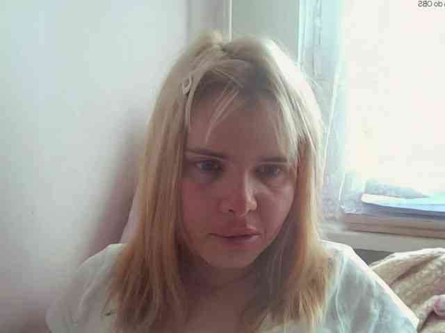 ElenaPleasure webcam