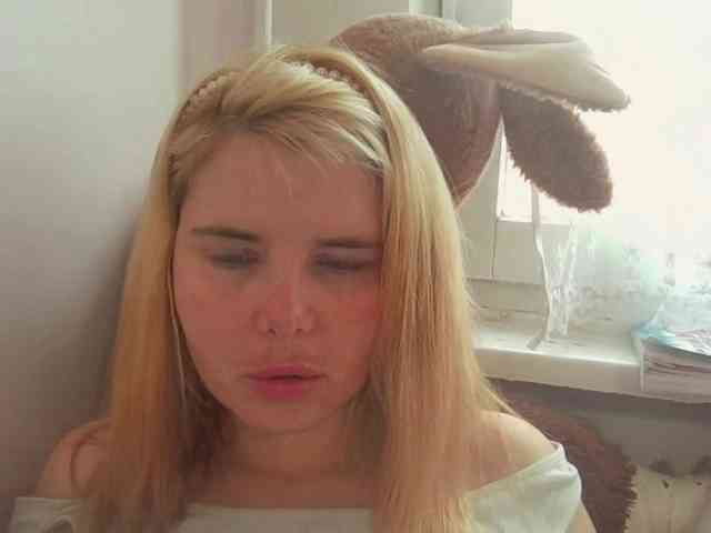 ElenaPleasure webcam