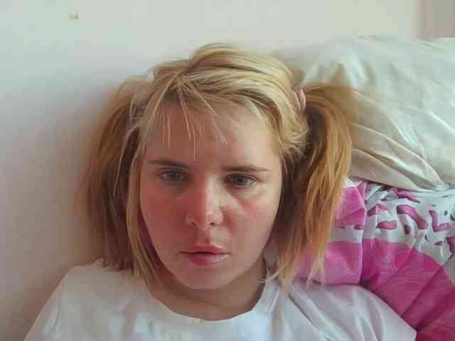 Model: ElenaPleasure