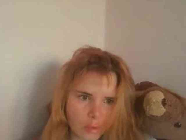 ElenaPleasure webcam