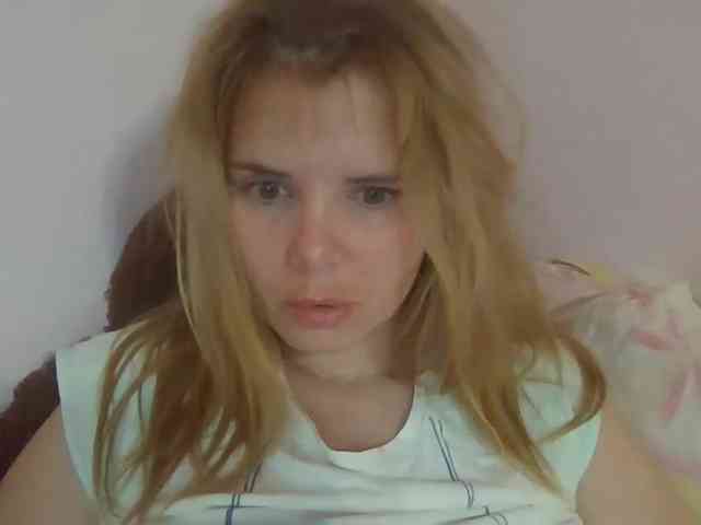 ElenaPleasure webcam