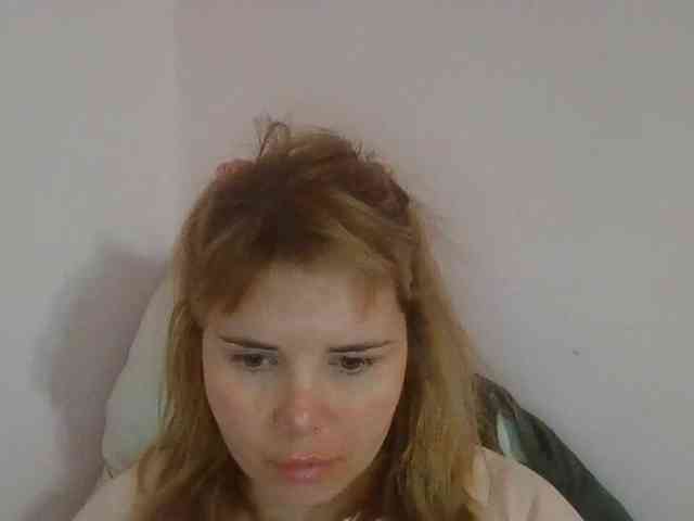 ElenaPleasure webcam