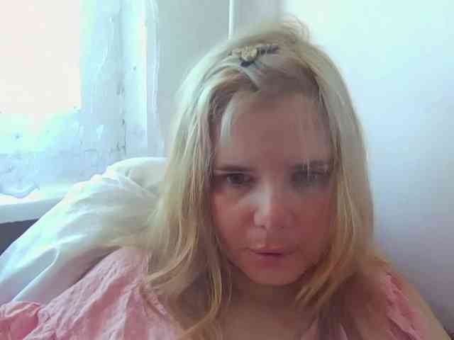 ElenaPleasure webcam