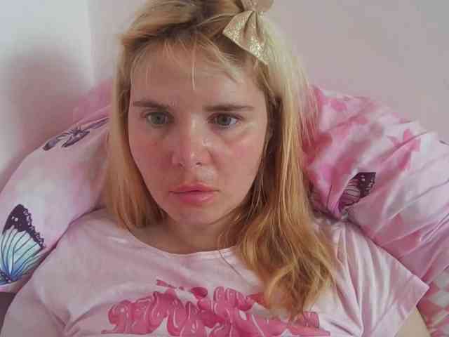 ElenaPleasure webcam