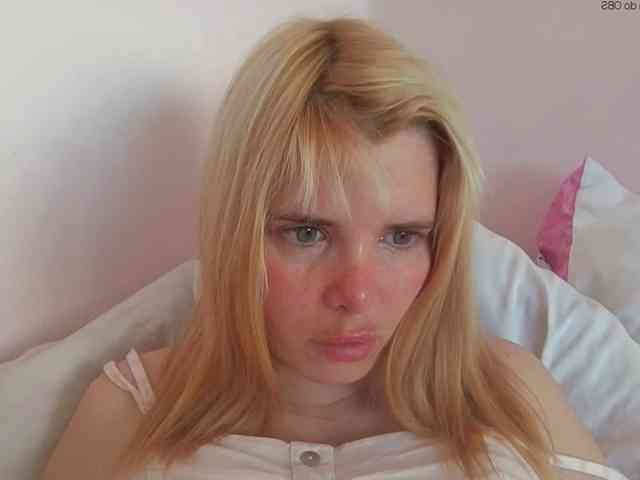 ElenaPleasure webcam