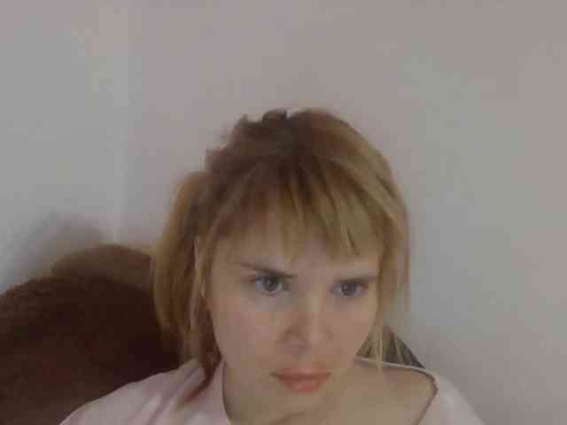 ElenaPleasure webcam
