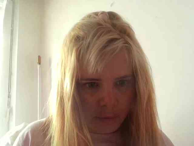 ElenaPleasure webcam