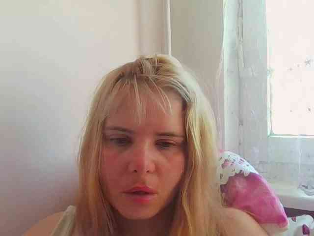 ElenaPleasure webcam