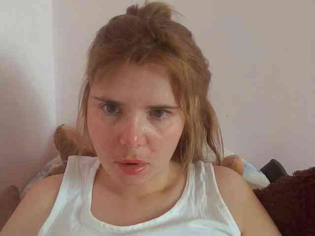 ElenaPleasure webcam