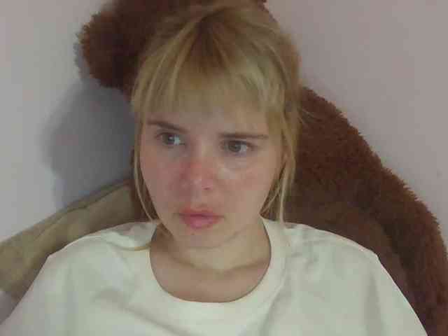 ElenaPleasure webcam